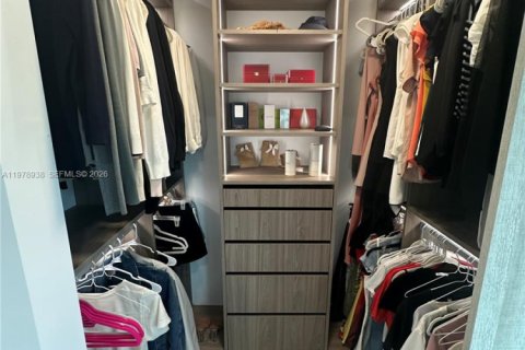 Купить виллу или дом в Холливуд, Флорида 3 спальни, 141.21м2, № 2046308 - фото 23