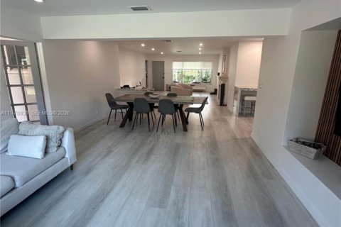 Купить виллу или дом в Холливуд, Флорида 3 спальни, 141.21м2, № 2046308 - фото 6