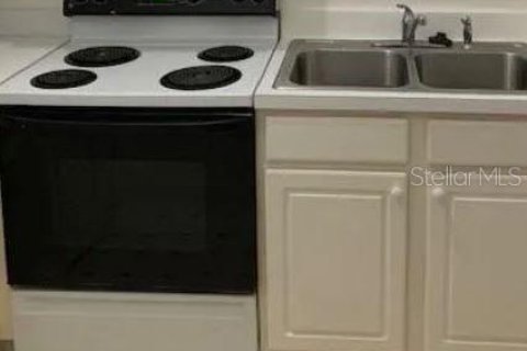 Adosado en alquiler en Orlando, Florida, 3 dormitorios, 156.45 m2 № 1916096 - foto 3