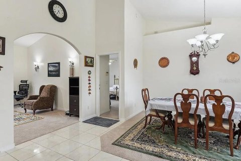 Villa ou maison à vendre à Ocala, Floride: 4 chambres, 213.68 m2 № 2287395 - photo 5