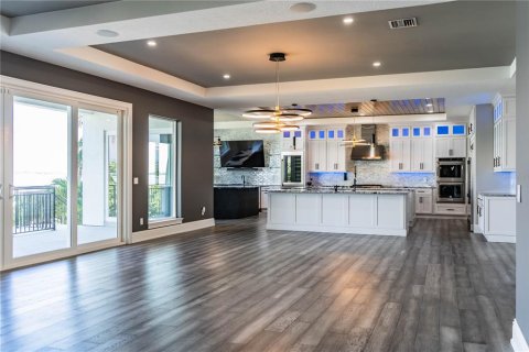 Villa ou maison à vendre à Saint Pete Beach, Floride: 4 chambres, 465.35 m2 № 2098447 - photo 8