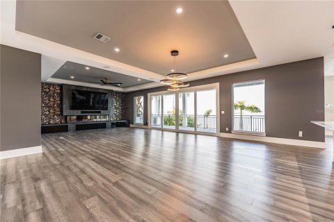 Villa ou maison à vendre à Saint Pete Beach, Floride: 4 chambres, 465.35 m2 № 2098447 - photo 6