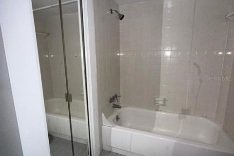 Copropriété à louer à Altamonte Springs, Floride: 2 chambres, 83.33 m2 № 2102413 - photo 13