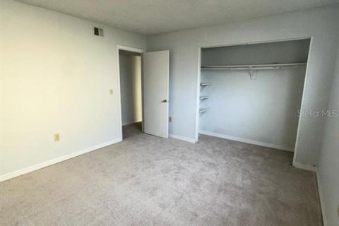 Copropriété à louer à Altamonte Springs, Floride: 2 chambres, 83.33 m2 № 2102413 - photo 11