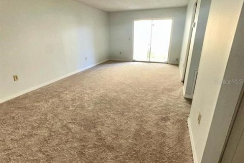Copropriété à louer à Altamonte Springs, Floride: 2 chambres, 83.33 m2 № 2102413 - photo 3