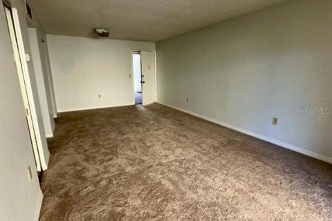 Copropriété à louer à Altamonte Springs, Floride: 2 chambres, 83.33 m2 № 2102413 - photo 6