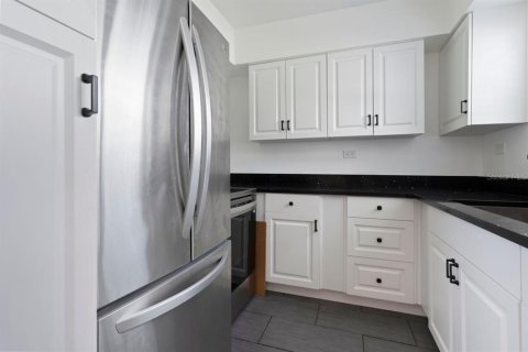 Купить виллу или дом в Дейтона-Бич, Флорида 7 комнат, 96.99м2, № 1846902 - фото 13