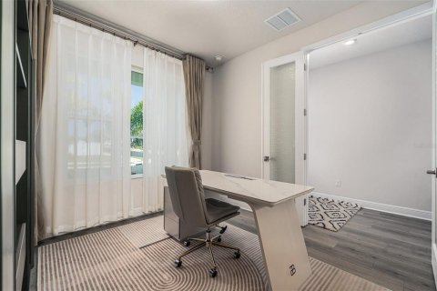 Casa en alquiler en Tarpon Springs, Florida, 5 dormitorios, 265.51 m2 № 1905094 - foto 8