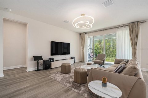 Casa en alquiler en Tarpon Springs, Florida, 5 dormitorios, 265.51 m2 № 1905094 - foto 11