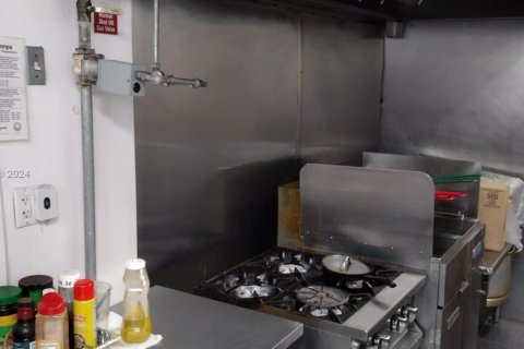 Propiedad comercial en venta en Homestead, Florida № 1959309 - foto 1