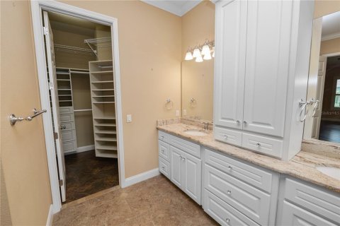 House in Lakeland, Florida 2 bedrooms, 178.65 sq.m. № 1725205 - photo 24