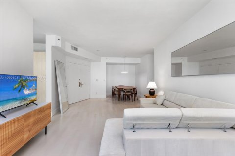 Condominio en venta en Miami Beach, Florida, 1 dormitorio, 107.77 m2 № 2027643 - foto 3