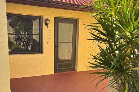 Condominio en venta en Bradenton, Florida, 1 dormitorio, 70.23 m2 № 2094260 - foto 2