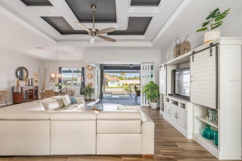 Casa en venta en Port Charlotte, Florida, 3 dormitorios, 226.96 m2 № 2110307 - foto 5