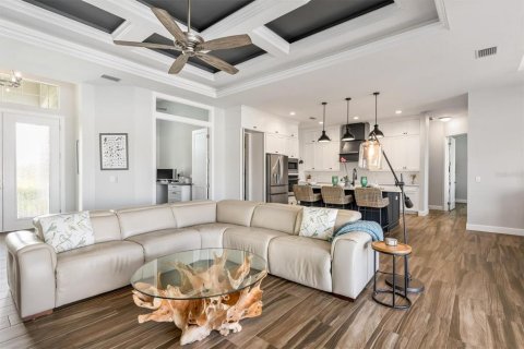 Casa en venta en Port Charlotte, Florida, 3 dormitorios, 226.96 m2 № 2110307 - foto 8
