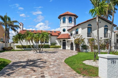 Casa en venta en Tierra Verde, Florida, 4 dormitorios, 359.35 m2 № 1687852 - foto 1