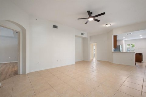 Condo in Celebration, Florida, 3 bedrooms  № 1829846 - photo 12