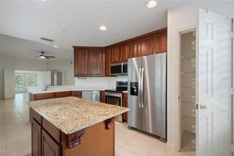 Condo in Celebration, Florida, 3 bedrooms  № 1829846 - photo 17