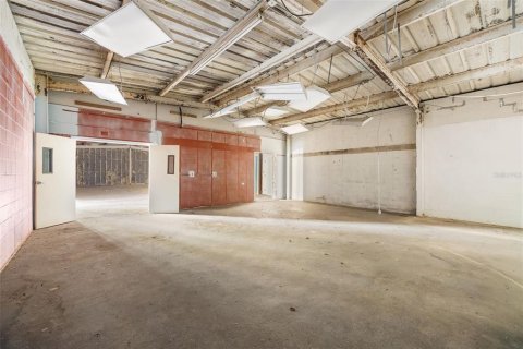 Купить коммерческую недвижимость в Гейнсвилл, Флорида № 2105937 - фото 19