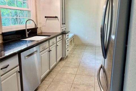 Casa en alquiler en Lake Mary, Florida, 3 dormitorios, 235.23 m2 № 2279970 - foto 8