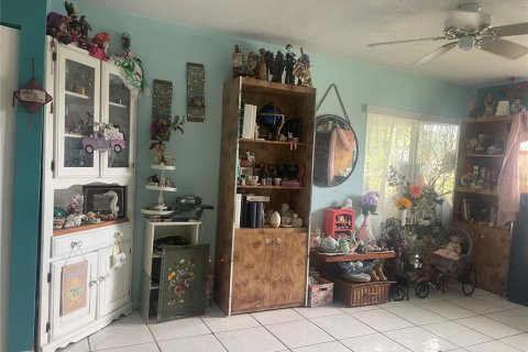 House in Davie, Florida 3 bedrooms, 149.39 sq.m. № 1877302 - photo 17