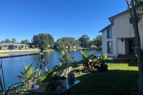House in Davie, Florida 3 bedrooms, 149.39 sq.m. № 1877302 - photo 4