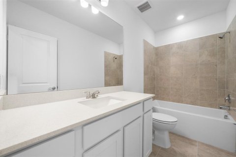 House in Bradenton, Florida 4 bedrooms, 146.79 sq.m. № 2259511 - photo 16