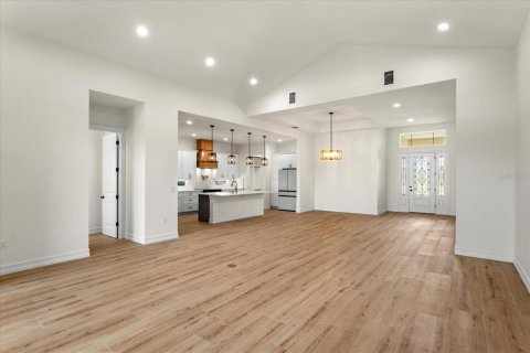 Villa ou maison à vendre à Auburndale, Floride: 3 chambres, 223.62 m2 № 1886999 - photo 16