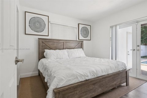 House in Miramar, Florida 4 bedrooms, 122.63 sq.m. № 1932746 - photo 18