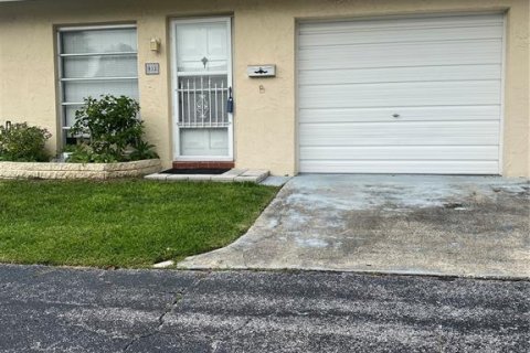 House in Dunedin, Florida 1 bedroom, 68.65 sq.m. № 1815486 - photo 1