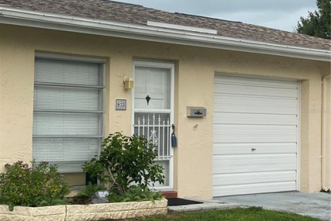 House in Dunedin, Florida 1 bedroom, 68.65 sq.m. № 1815486 - photo 2