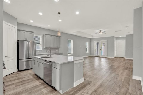 Casa en venta en Orlando, Florida, 4 dormitorios, 257.15 m2 № 1690611 - foto 13