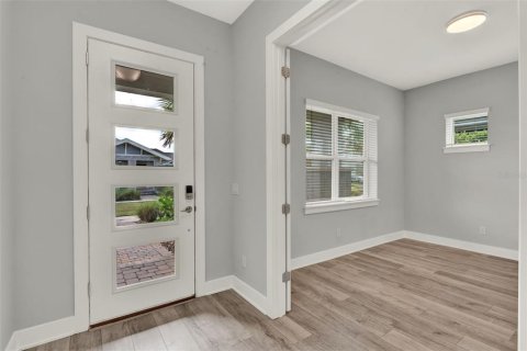 Casa en venta en Orlando, Florida, 4 dormitorios, 257.15 m2 № 1690611 - foto 11