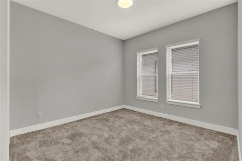 Casa en venta en Orlando, Florida, 4 dormitorios, 257.15 m2 № 1690611 - foto 29