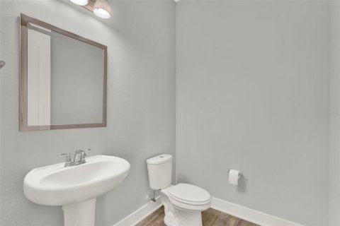 Casa en venta en Orlando, Florida, 4 dormitorios, 257.15 m2 № 1690611 - foto 4