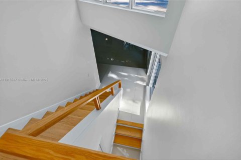 Купить виллу или дом в Майами-Шорс, Флорида 3 спальни, 174.93м2, № 1970836 - фото 29