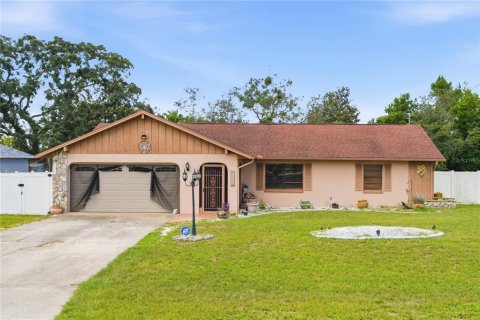 Villa ou maison à Spring Hill, Floride 2 chambres, 104.05 m2 № 2306339