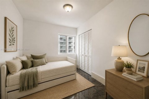 Copropriété à louer à Miami, Floride: 5 chambres, 317.73 m2 № 2254762 - photo 7