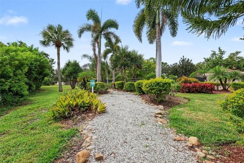 Townhouse in Tampa, Florida 2 bedrooms, 110 sq.m. № 2385852 - photo 29
