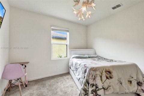 Villa ou maison à vendre à Port St. Lucie, Floride: 4 chambres, 173.45 m2 № 2390182 - photo 13