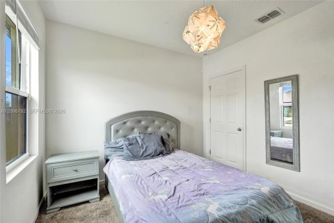 Villa ou maison à vendre à Port St. Lucie, Floride: 4 chambres, 173.45 m2 № 2390182 - photo 14