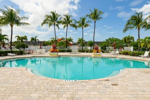 Villa ou maison à vendre à Port St. Lucie, Floride: 4 chambres, 173.45 m2 № 2390182 - photo 26