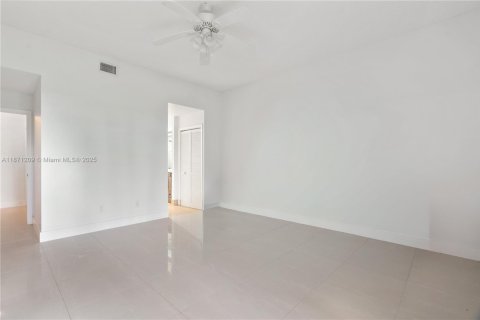 Copropriété à louer à Boca Raton, Floride: 2 chambres, 122.91 m2 № 1927922 - photo 21