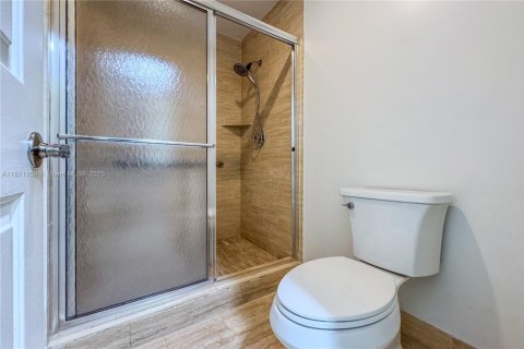 Condo in Boca Raton, Florida, 2 bedrooms  № 1927922 - photo 25