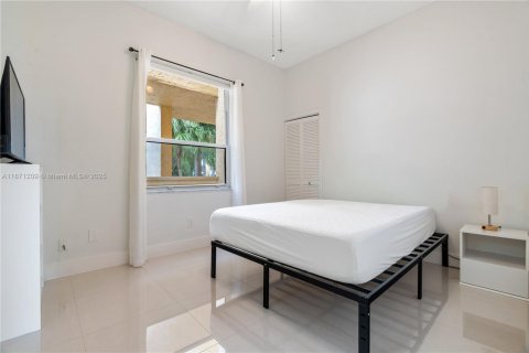 Condo in Boca Raton, Florida, 2 bedrooms  № 1927922 - photo 18