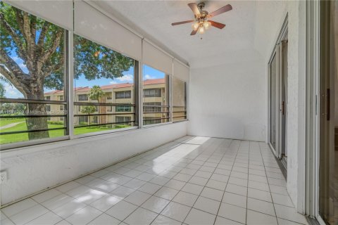 Copropriété à louer à Boca Raton, Floride: 2 chambres, 122.91 m2 № 1927922 - photo 12