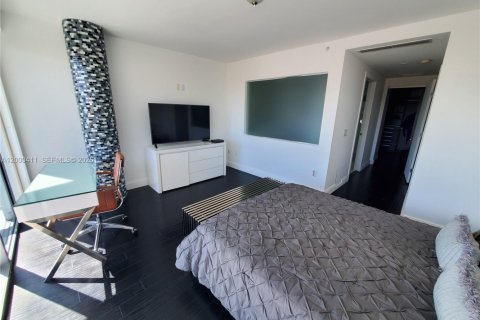 Condo in Aventura, Florida, 2 bedrooms  № 2066662 - photo 13