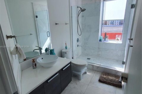 Condo in Aventura, Florida, 2 bedrooms  № 2066662 - photo 21