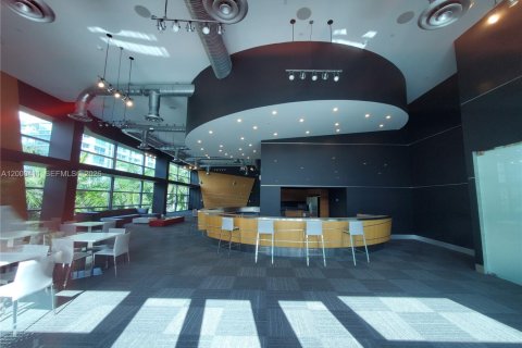 Condo in Aventura, Florida, 2 bedrooms  № 2066662 - photo 27