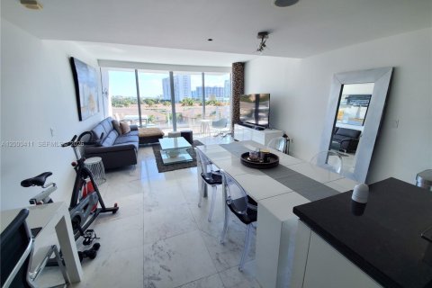 Condo in Aventura, Florida, 2 bedrooms  № 2066662 - photo 6